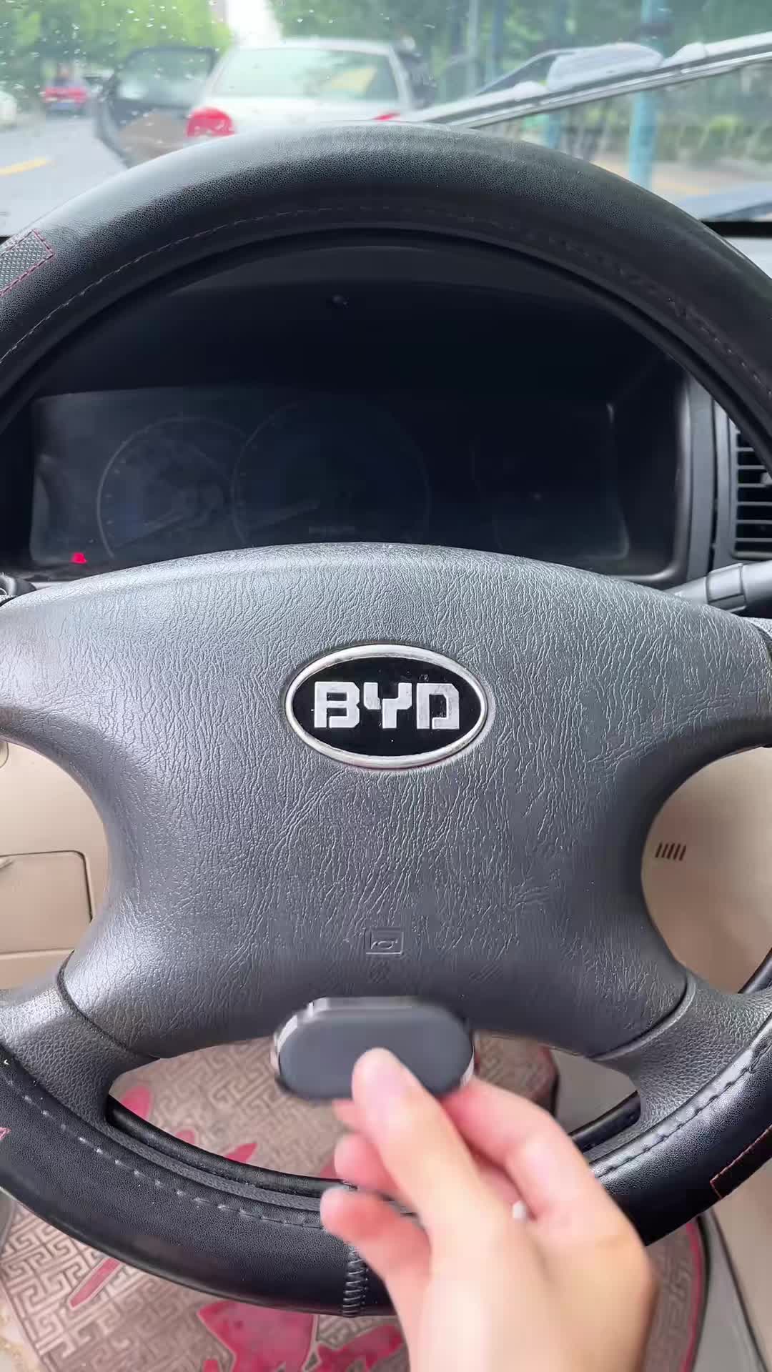Snap on, lift off, go