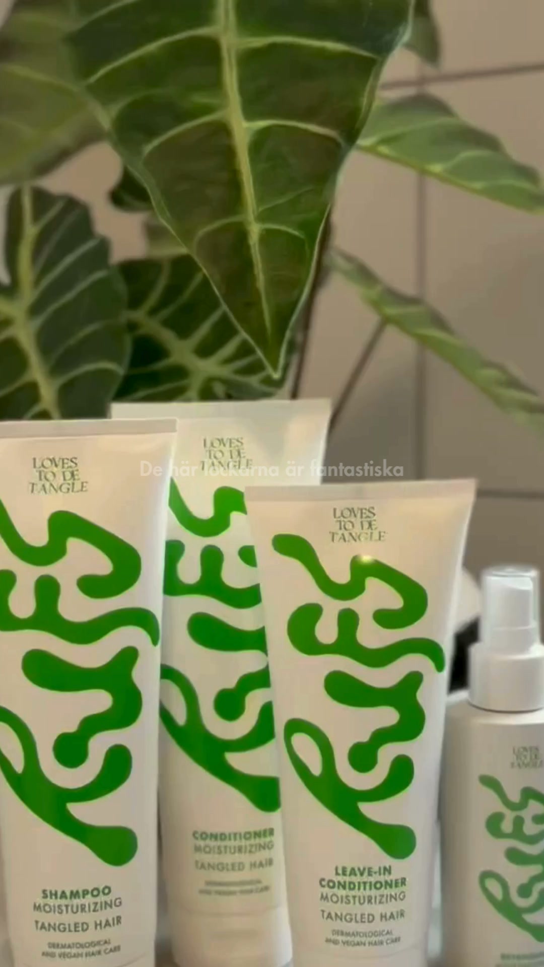Fukt för lockar som trasslar