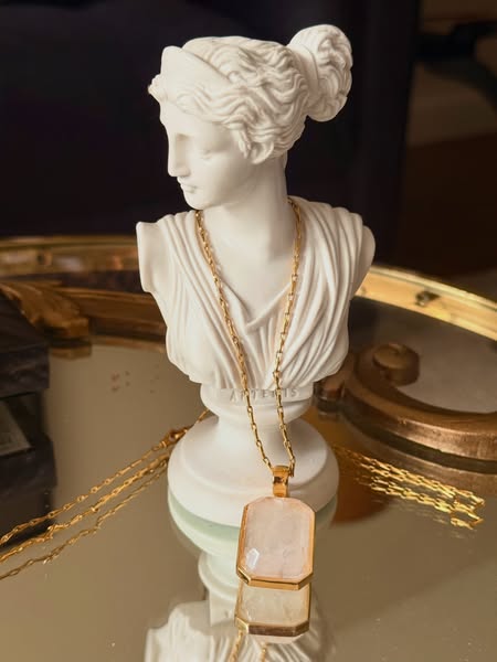 Marique French Vintage Necklace - Gold Natural Stone