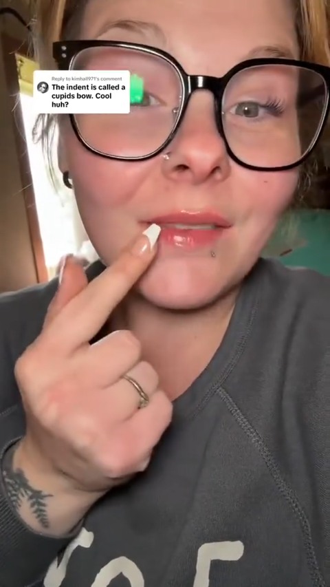 Plumping Lip Shot