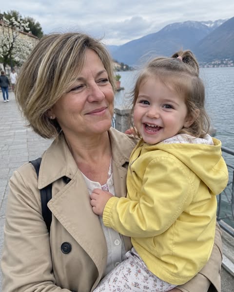 Mia madre si ritagliava da ogni foto con mia figlia