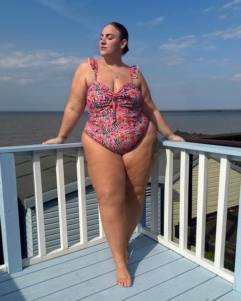 Anúncio de CurveWow