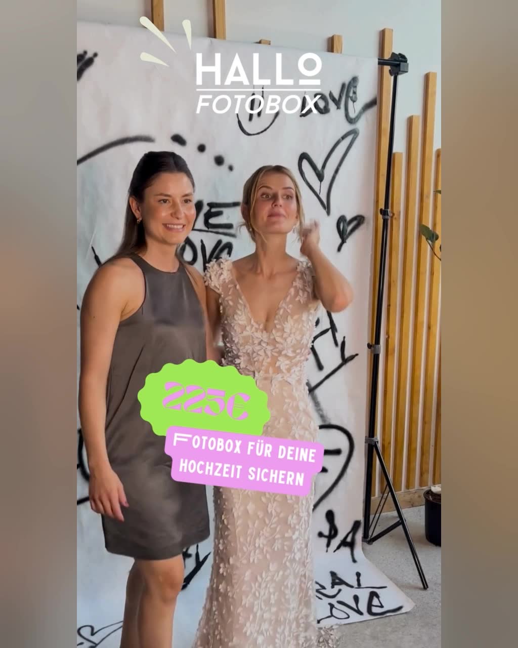 100 € Frühbucherrabatt sichern – jetzt Termin prüfen! Eure Gäste werden es lieben Die HalloFotobox bringt Spaß, Erinnerungen & Sofortd