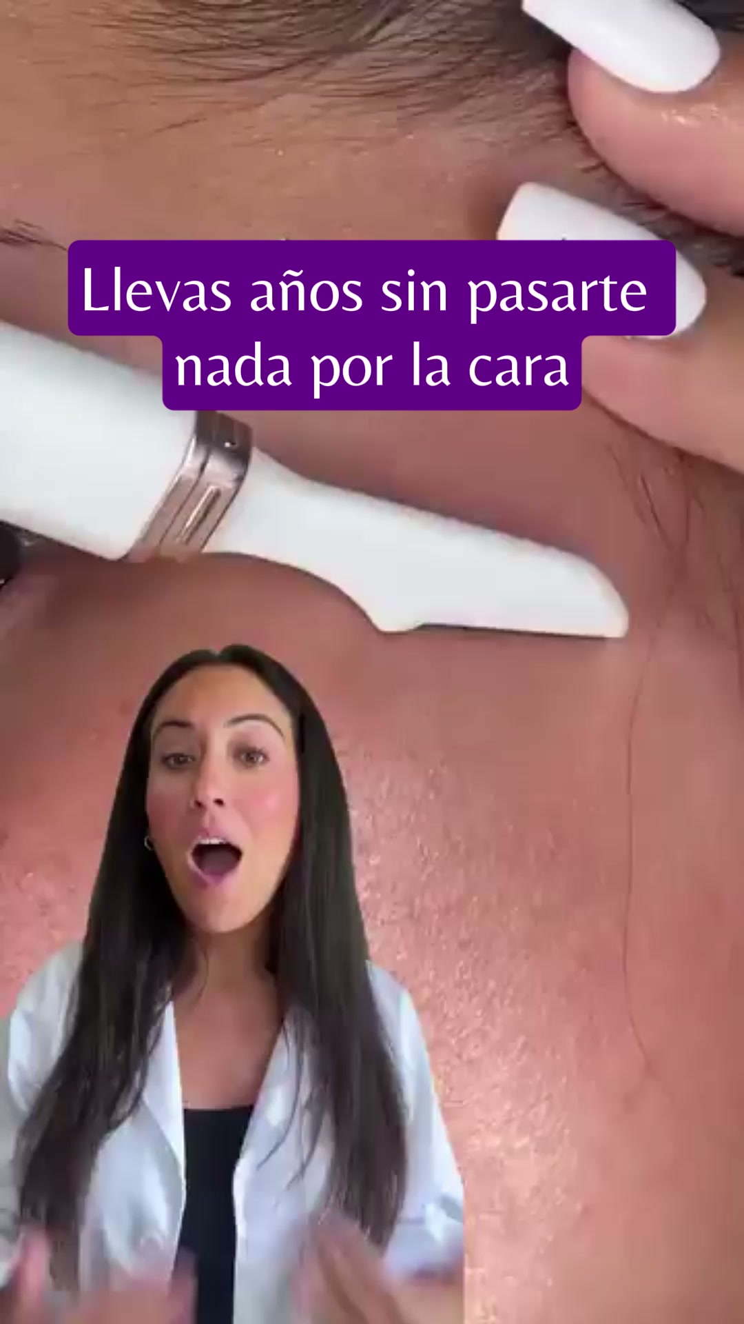 Dermaplaning en casa — 74,99 € Sin cera, sin tirones, sin cortes Cinco minutos, una vez por semana