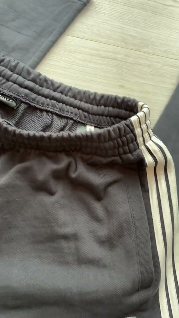 Designer Clothing, Below Retail