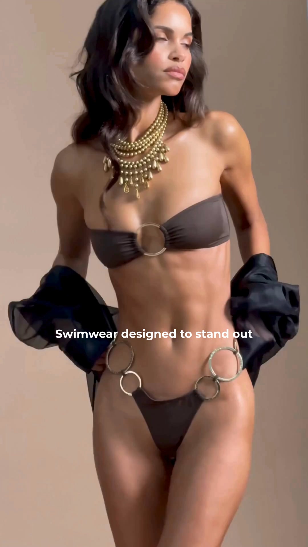 Confident. Chic. Sustainable.