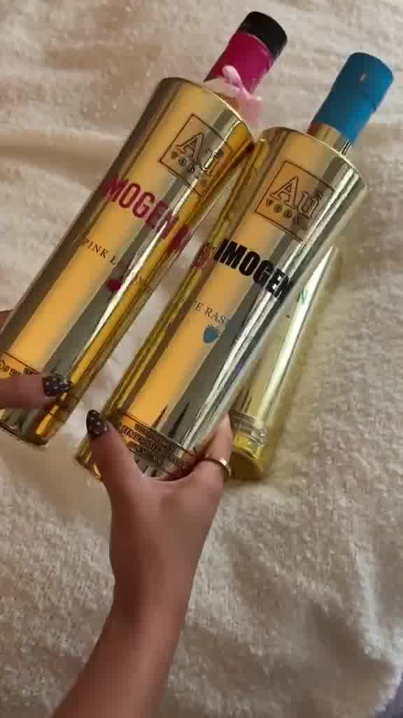 Au Vodka Personalised Bottle