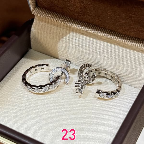 Premium Edition Earrings Collection 40 Styles ( With Gift Box ),Earrings Collection、𝐄𝐚𝐫𝐫𝐢𝐧𝐠𝐬（𝐇）