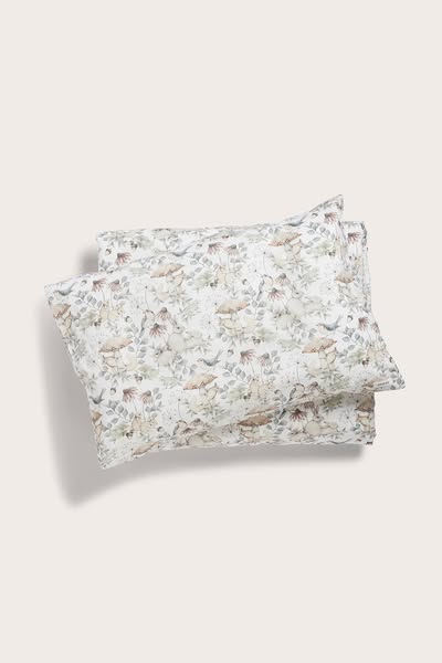 Bedding set with forest print 100x130