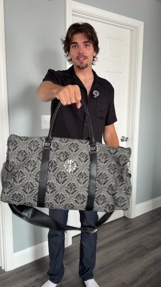 The bag is just insaneee