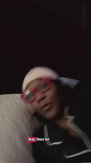 The best way to listen in bed