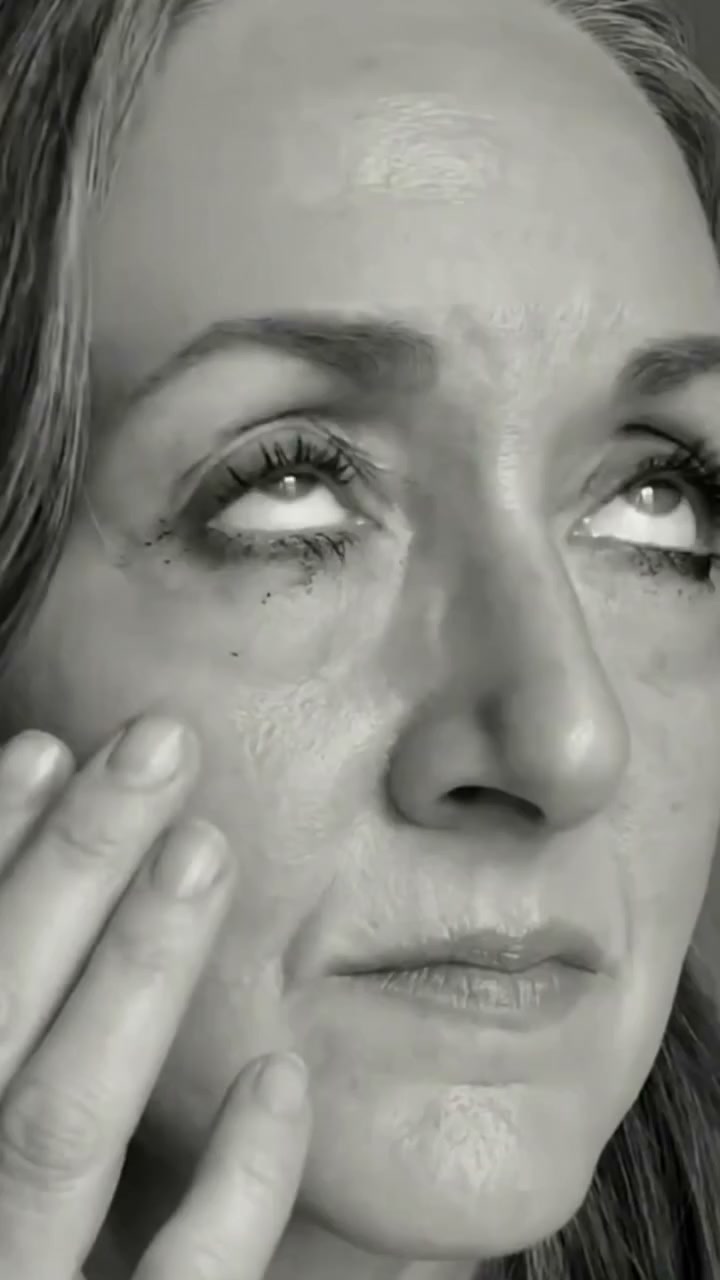 Le mascara pensé pour les cils après 50 ans