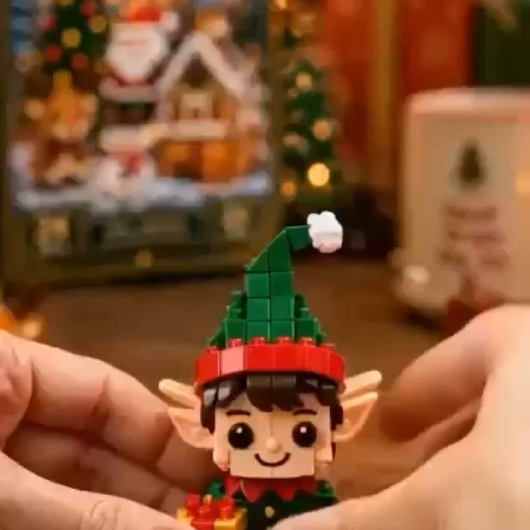 VaraLiving™ 24 Dages DIY Byggeklodser Julekalender – Juletræspynt og Mini-Byggesæt til Børn og Voksne