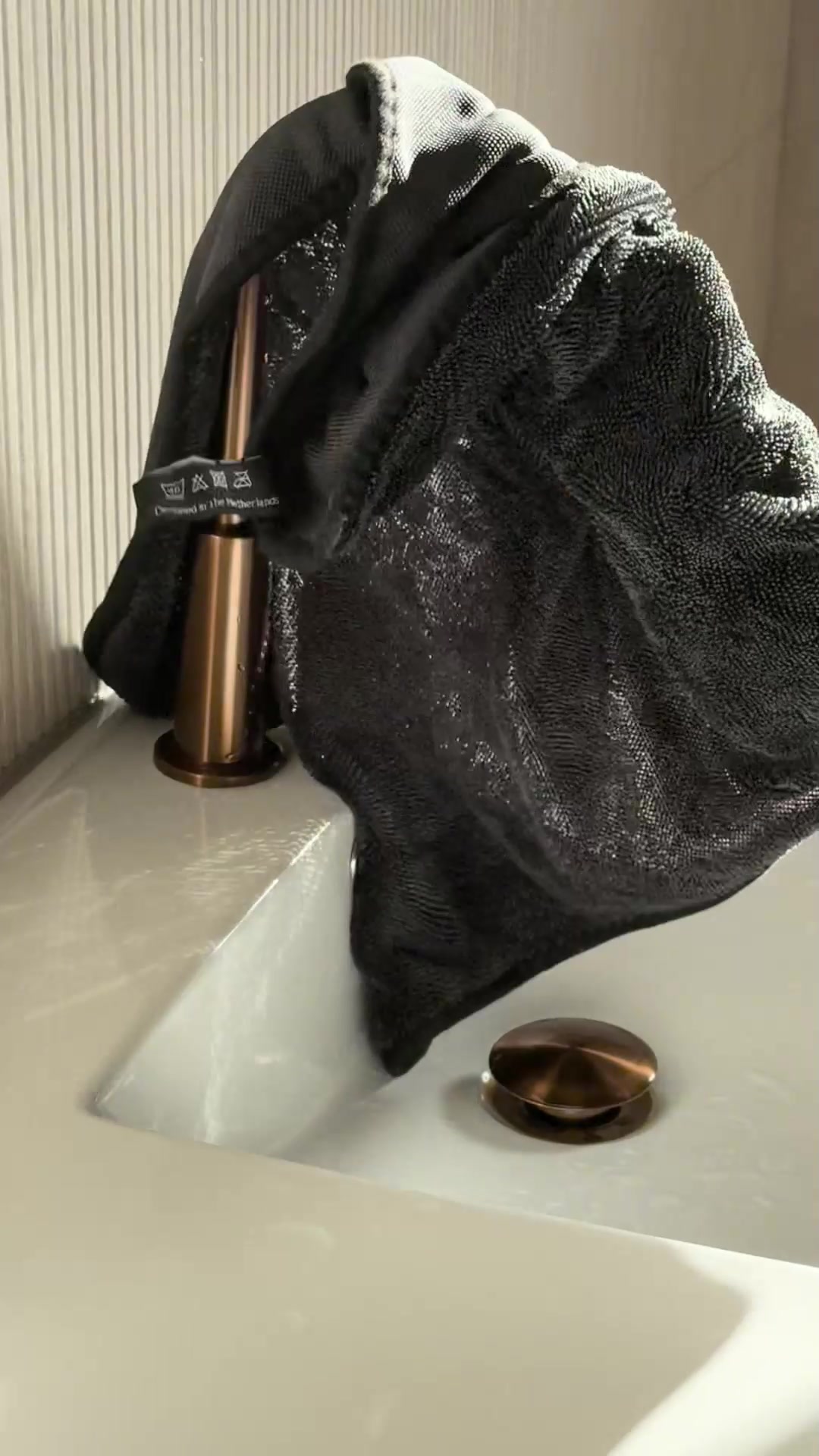 Dé ideale microvezel droogdoek in de badkamer