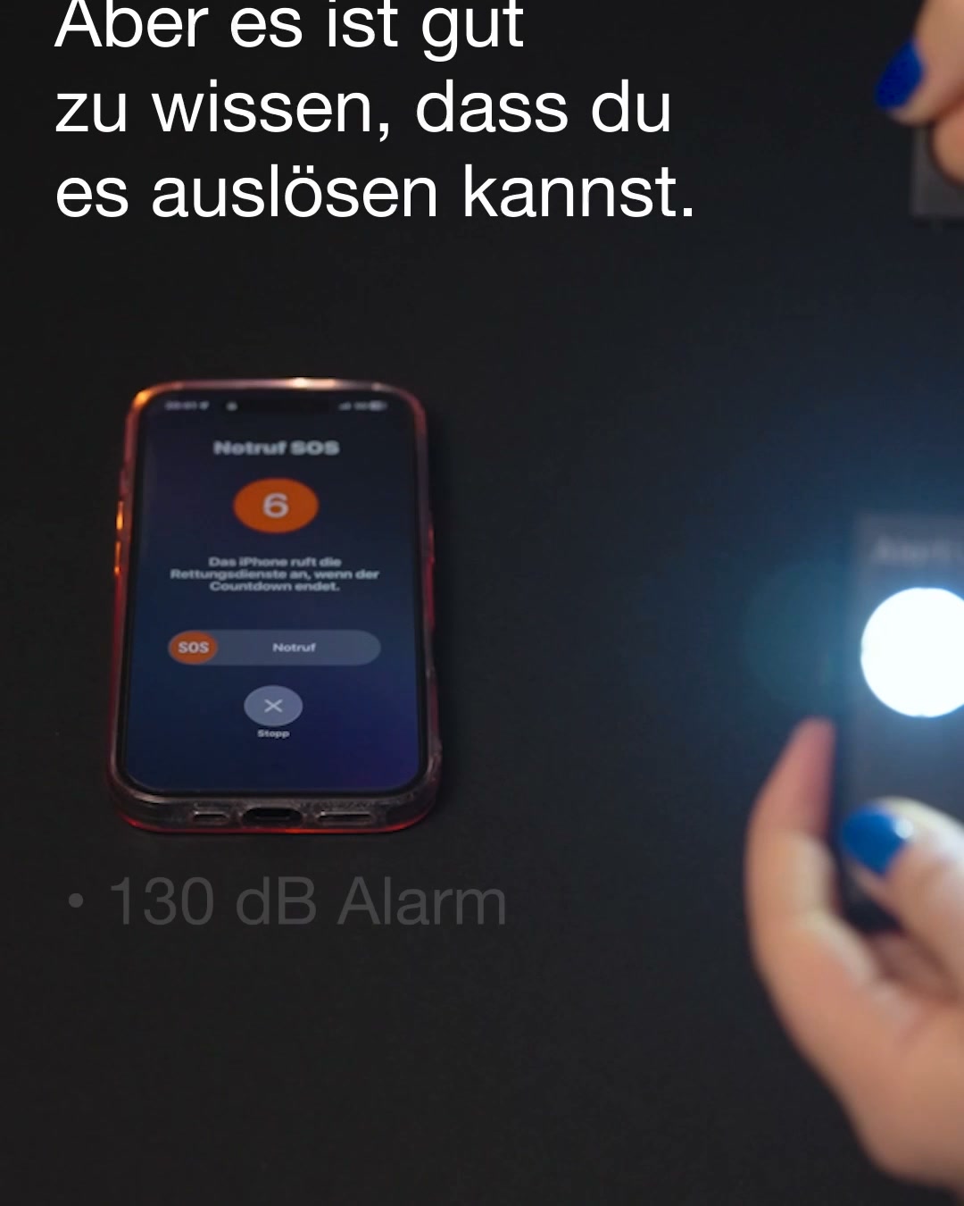 Ein Rauchmelder für unterwegs, der auch Hilfe ruft.