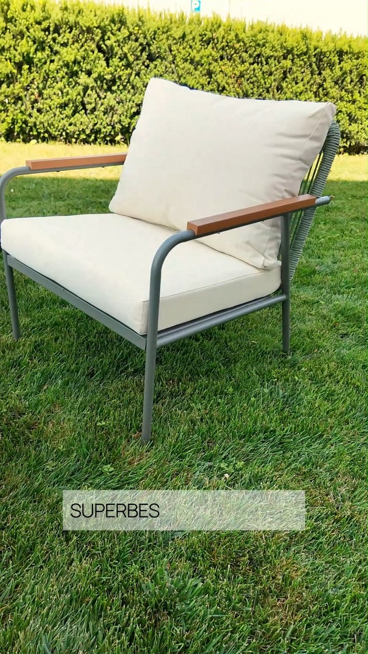 Anúncio de Rattatan - Chaises et Tables pour votre Maison