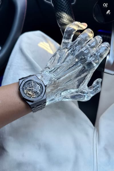 The Watch That Makes a Statement