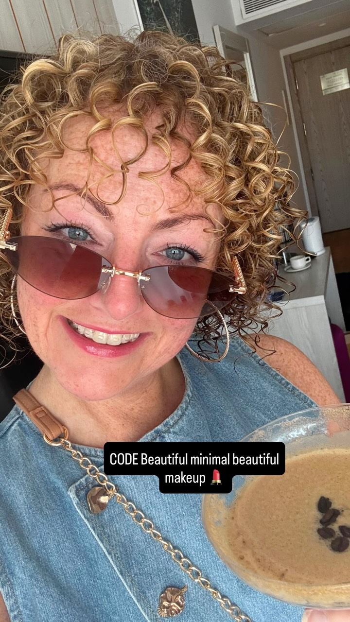 Anúncio de CODE Beautiful