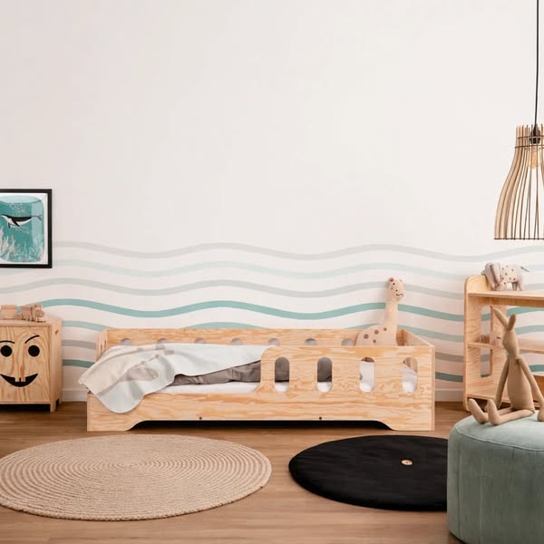 Łóżko pojedyncze dla dzieci z barierką i stelażem TILA 1 Montessori Drewniane, 60x120 - Naturalny | Smartwood