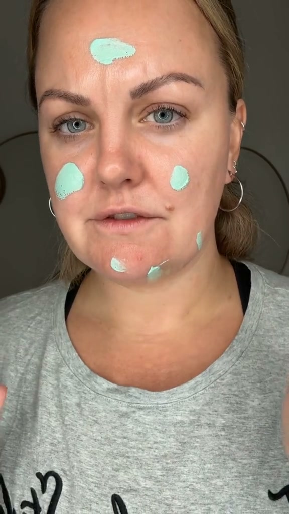 Swap Heavy-Looking Makeup for Rosalique