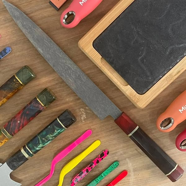 Cuchillo Sashimi Damascus 110 Capas | Hoja 28 cm Acero Damasco | Mango Ébano