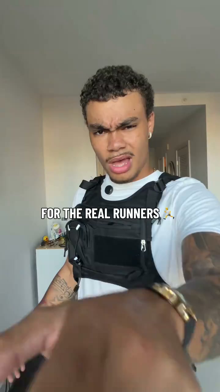 Level Up Your Run: Ultimate 2L Hydration Vest