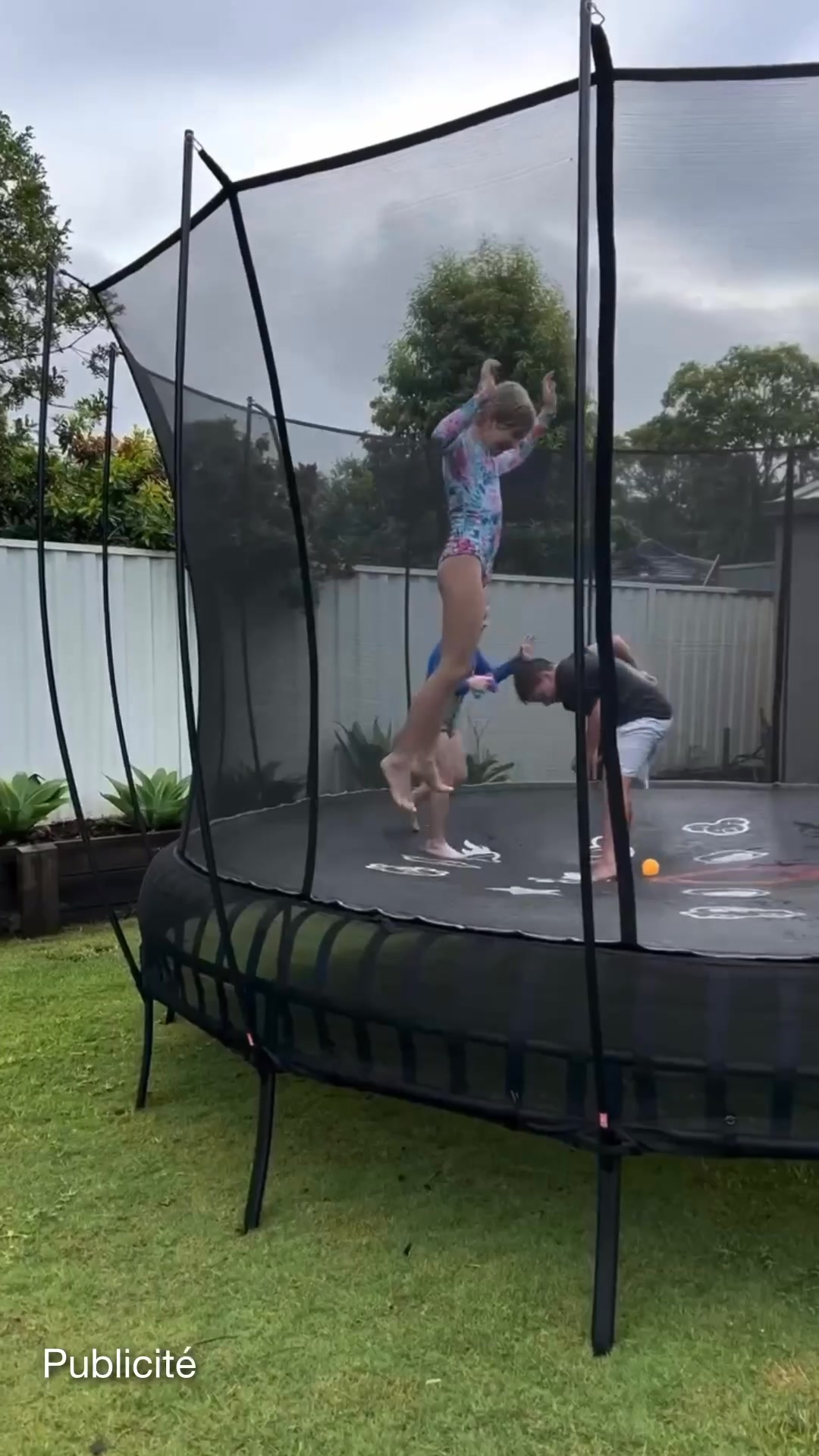 Trampoline de jardin