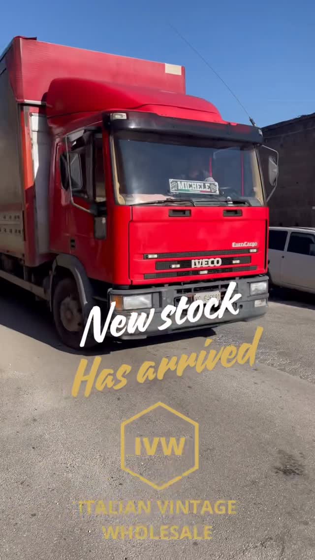 Anúncio de Italian Vintage Wholesale