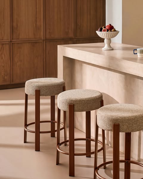 CLIPOP Bramley Taupe Bar Stools – Cosy Chenille
