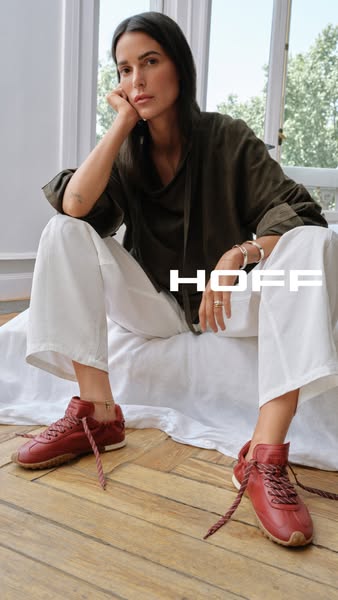 SOFT LEATHER CAPSULE