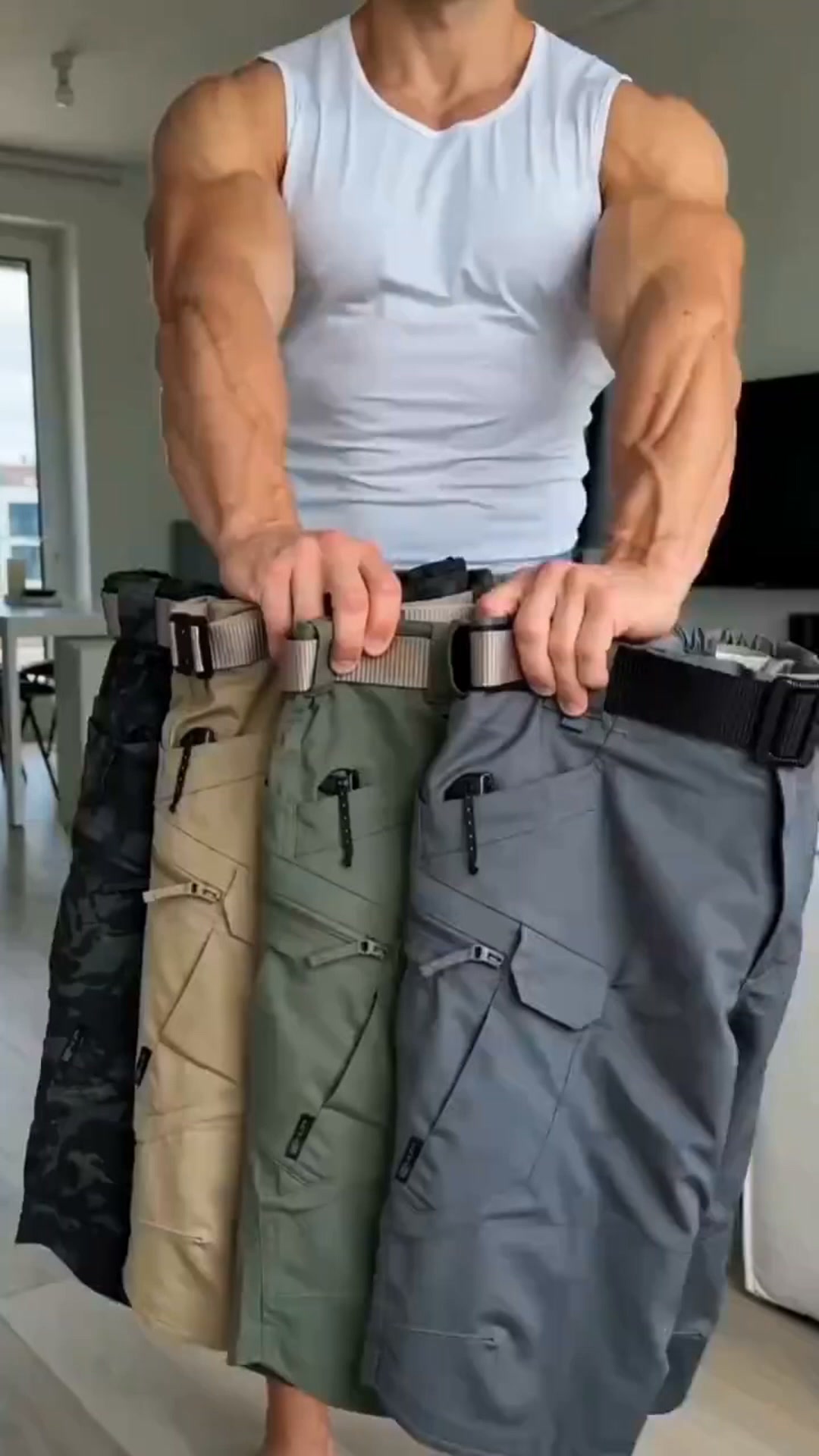 Get these tactical cargo shorts now while they’re 50% OFF