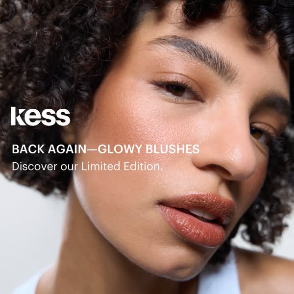 LIMITED EDITION GLOWY BLUSHES