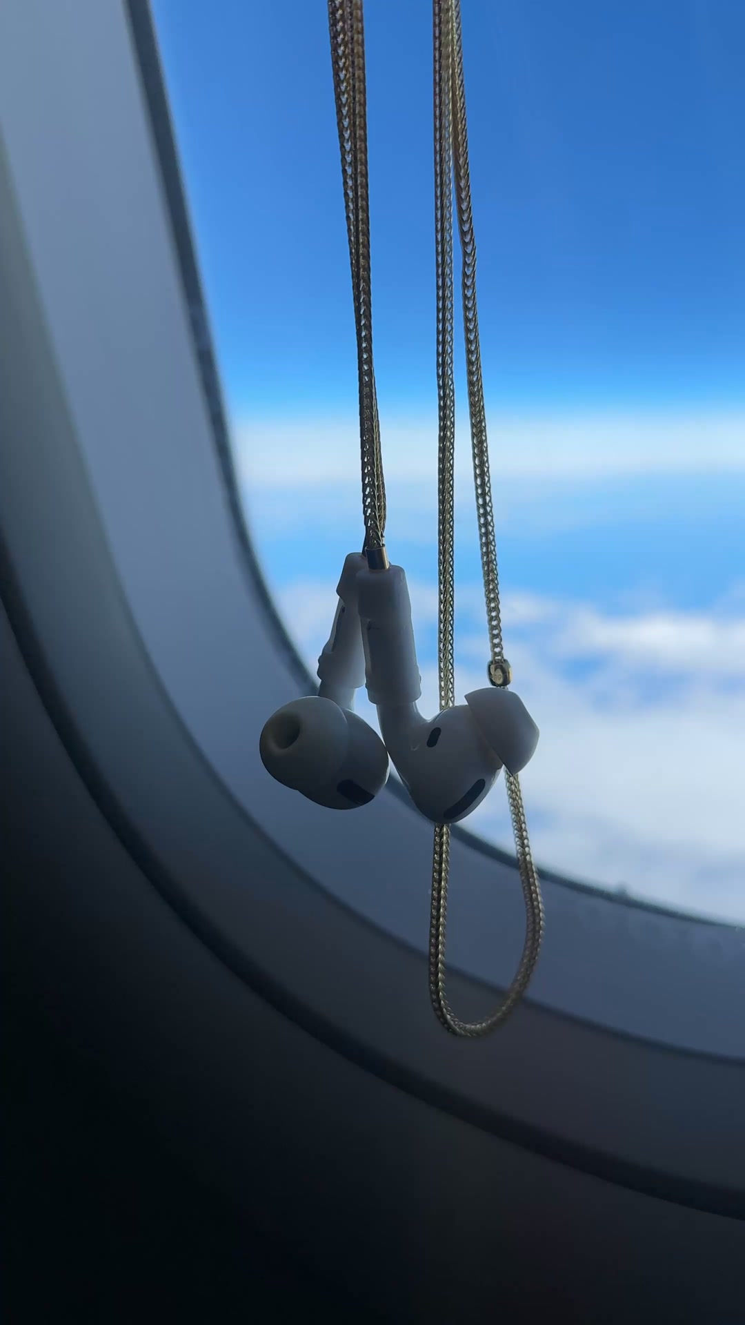 Never loose your AirPods again