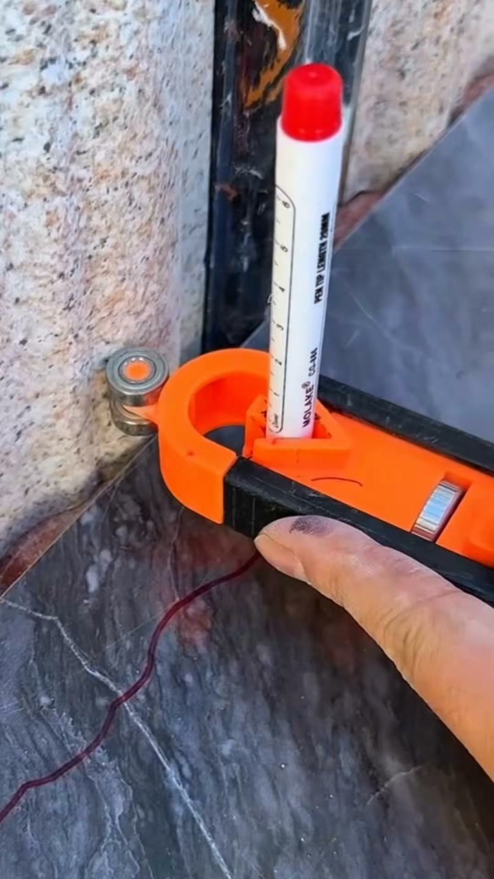 Adjustable Contour Gauge Tool – Copy Irregular Shapes Fast & Accurately