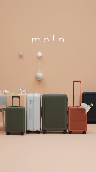 moln｜"Bag-like" Suitcases