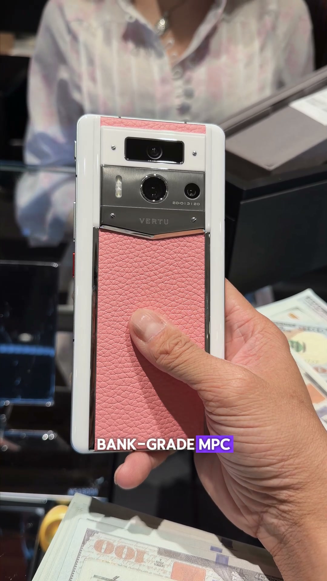 VERTU Metavertu Max： $3,300 OFF, applied at checkout