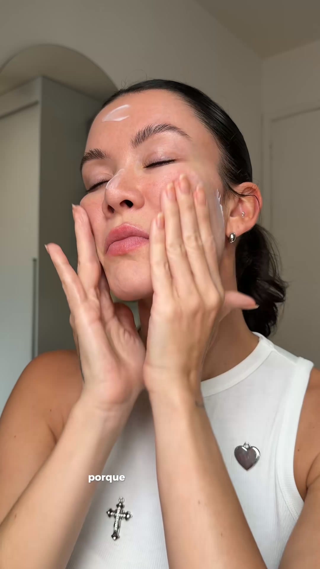 1) The Korean Ritual That Actually Sticks 2) Why Women Are Ditching 10-Step Routines 3) Skincare You Finally Finish