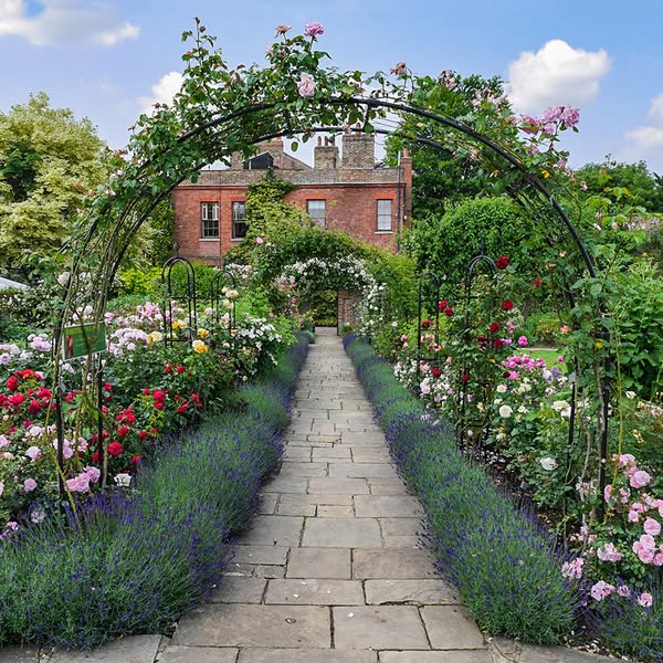 Cottage Garden Style, Perfected.