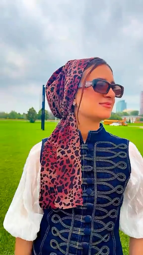 Anúncio de Turban Couture