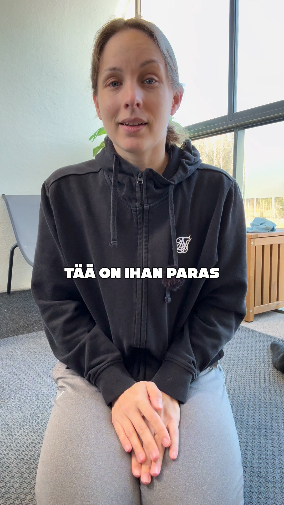Harjaa, trimmaa ja imuroi irtokarvat