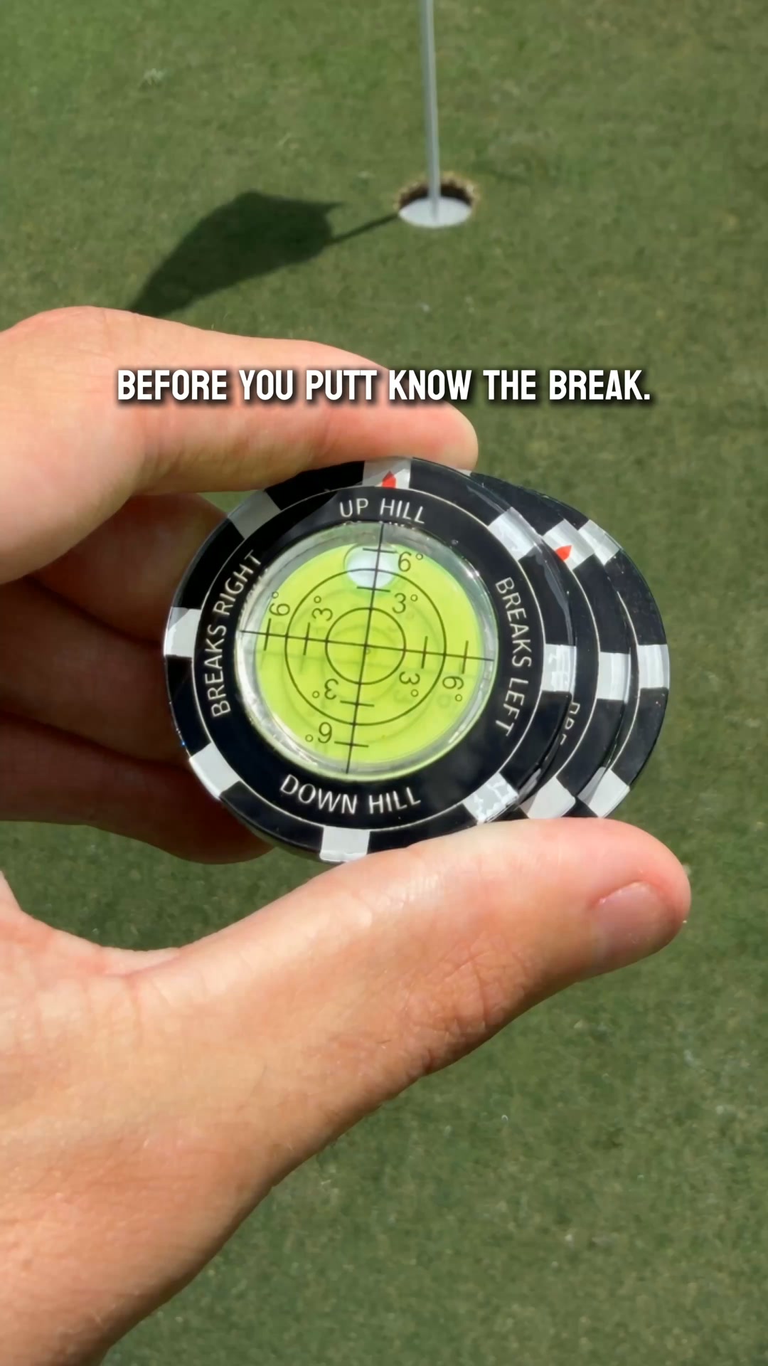 Ball Marker With Built-In Level