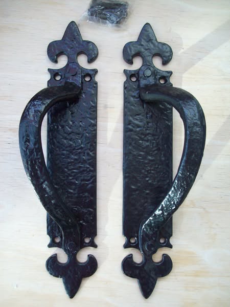Pair Of Antique Cast Iron Fleur De Lys Decorative Door Pull Handle On Plate