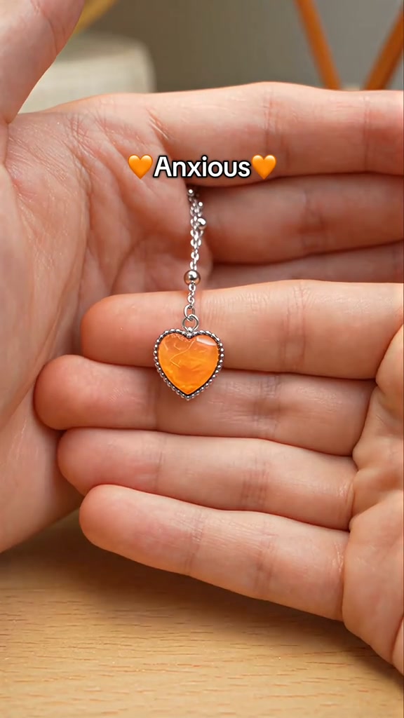 Color-Changing Heart Necklace
