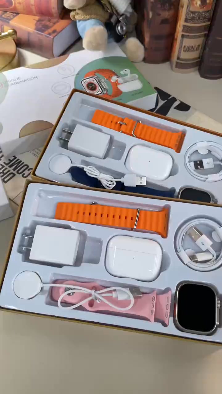 Smartwatch with Custom Faces – Change the Look to Match Your Suit, Your Sneakers, Your Mood.