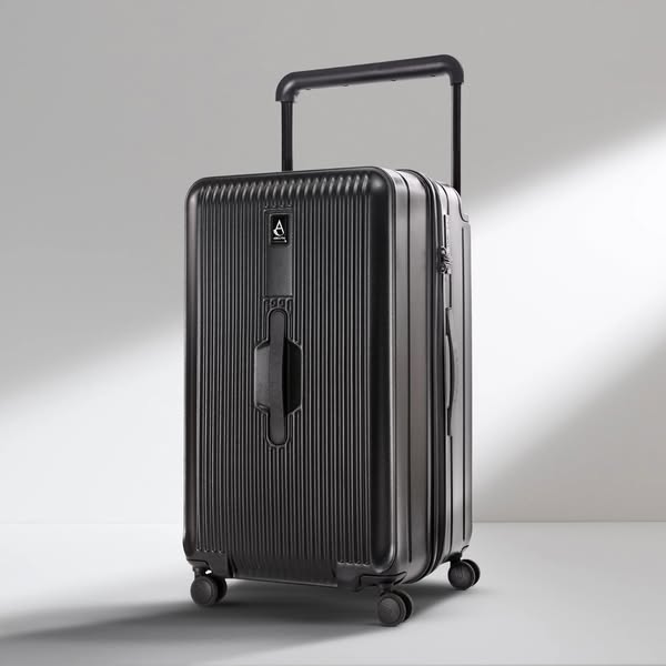 Aerolite M-Lite Trunk: Travel in Luxury