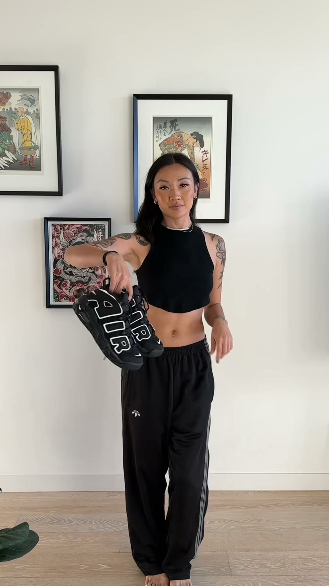 Iconic Air More Uptempo + 3 Free Socks