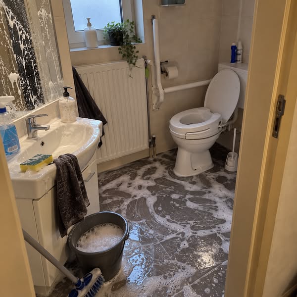 Lis ça si tu penses que tes toilettes sont propres.
