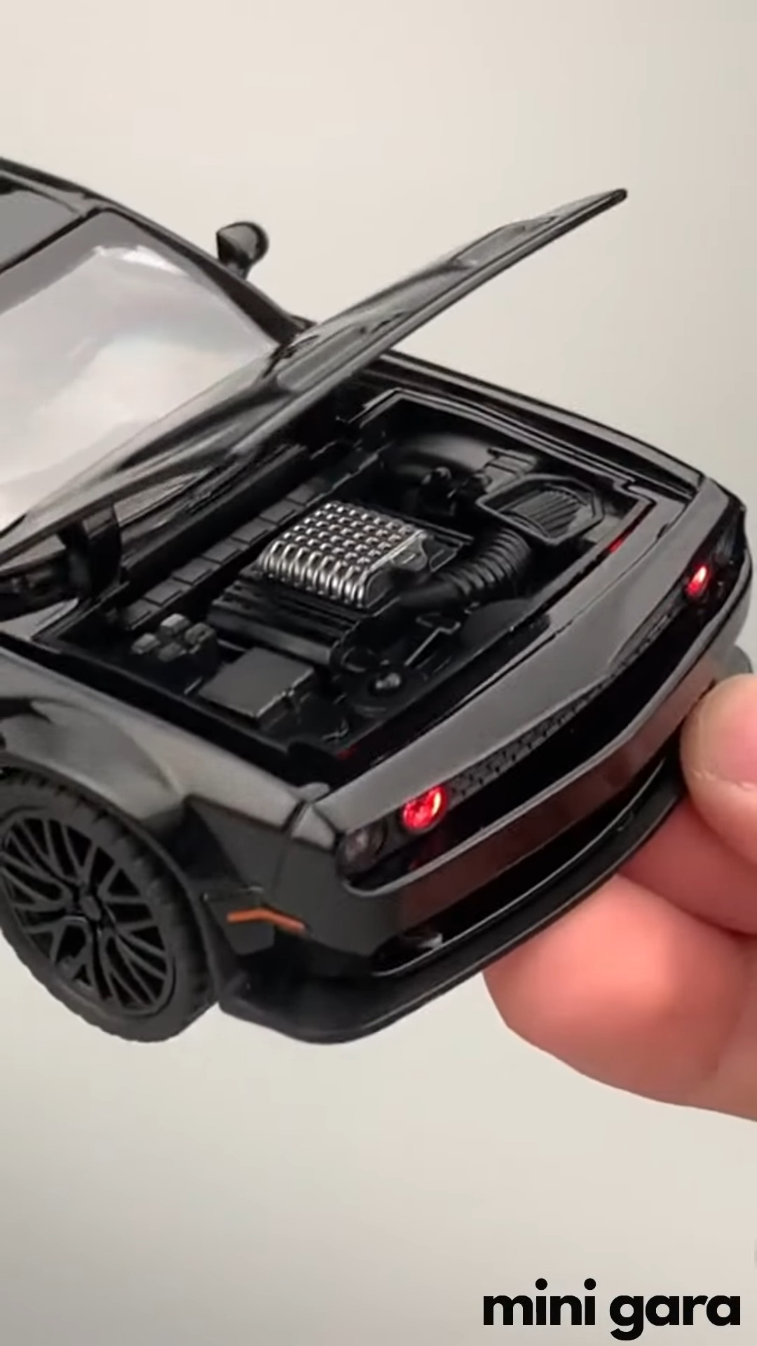 1:32 BMW M4 G82