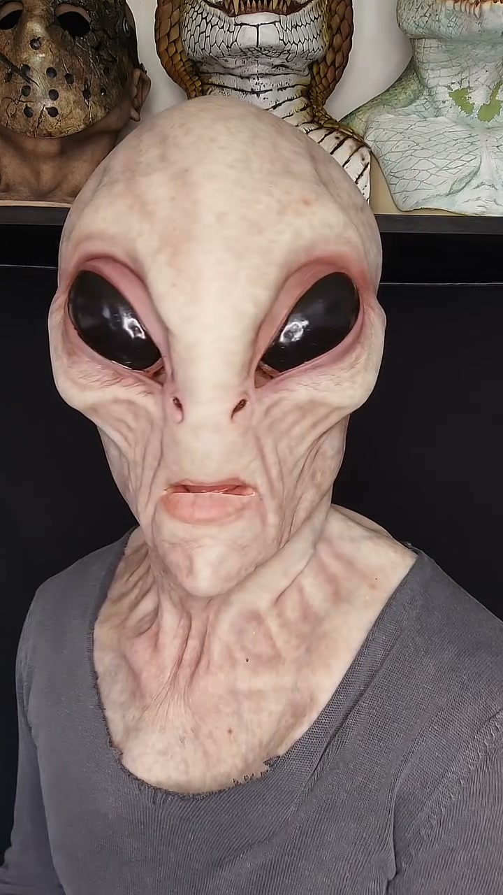 Hyper‑Realistic Alien Full Head Mask – Unisex Silicone Halloween Costume Mask