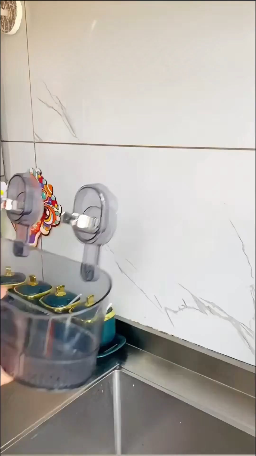 Halte deine Dusche ordentlich und aufgeräumt